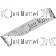 Just Married 15m Marking Tape