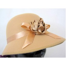 Hat Bonnet Felt for Lady 1920s Brown